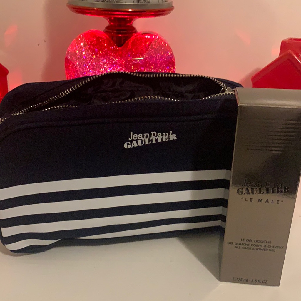 Jean Paul Gaultier Le Male Toiletry Bag Brand New Shower Gel Jean Paul Gaultier Le Male Toiletry Bag Brand New Shower Gel
